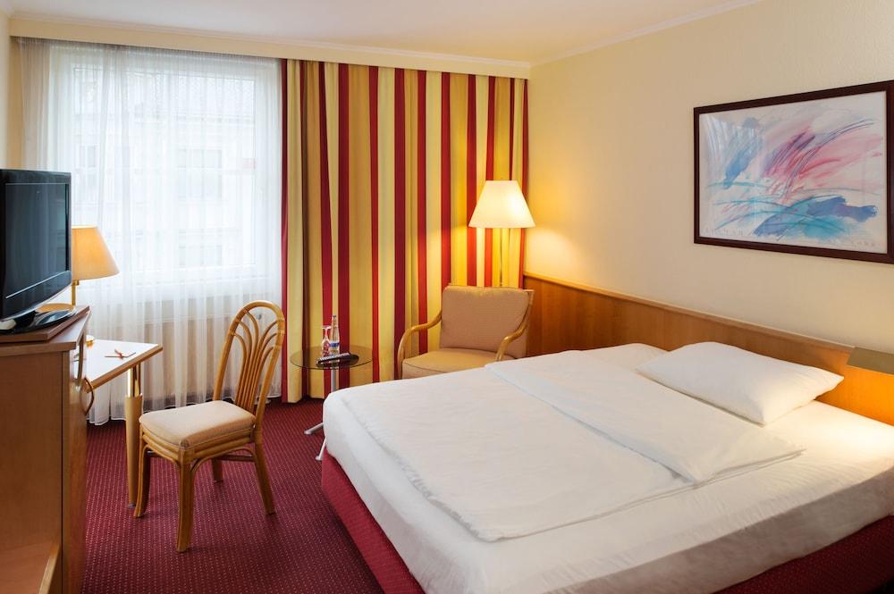 Roomingtons Kaiserhof Ландсхут Экстерьер фото