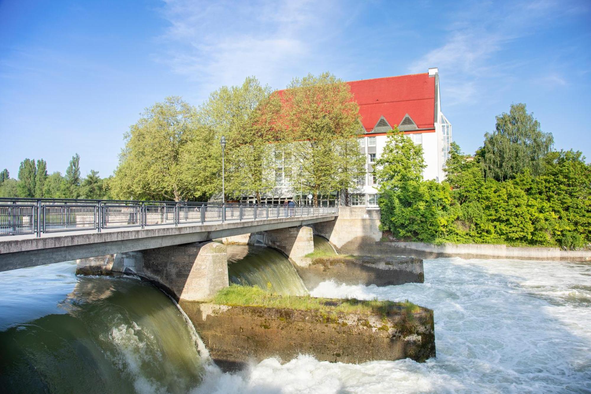 Roomingtons Kaiserhof Ландсхут Экстерьер фото