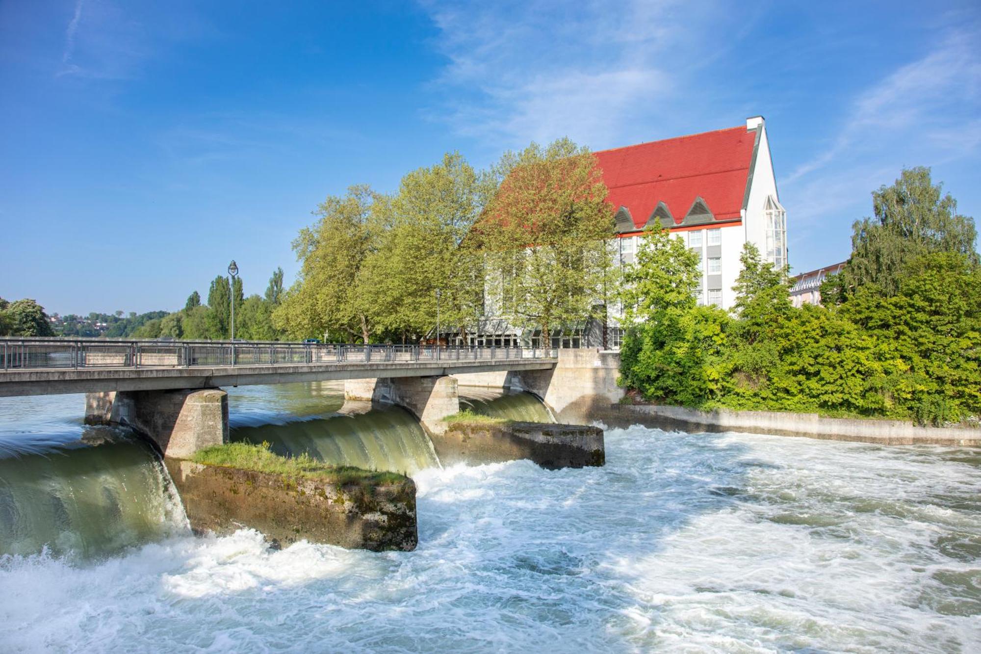 Roomingtons Kaiserhof Ландсхут Экстерьер фото
